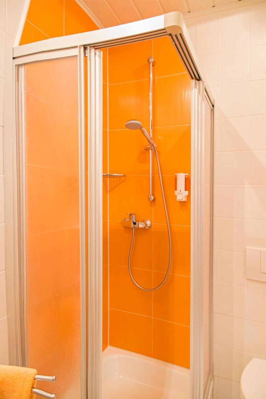 Hotel Zur Linde Gädheim Kültér fotó